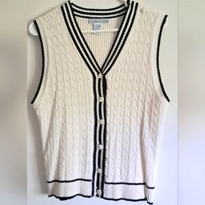 Cable Knit Button-up Vest